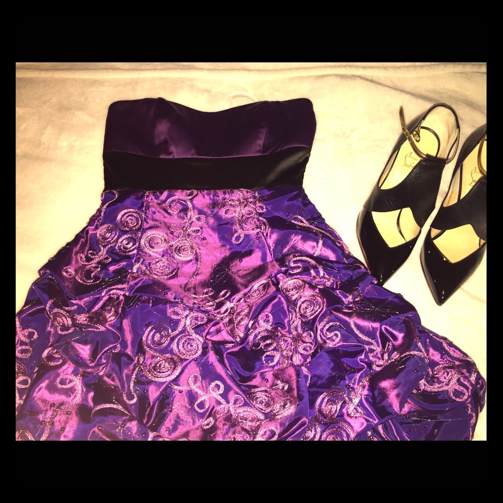 Cute dress for prom or prom!