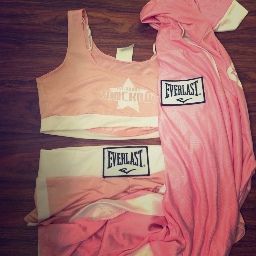 Boxing costume