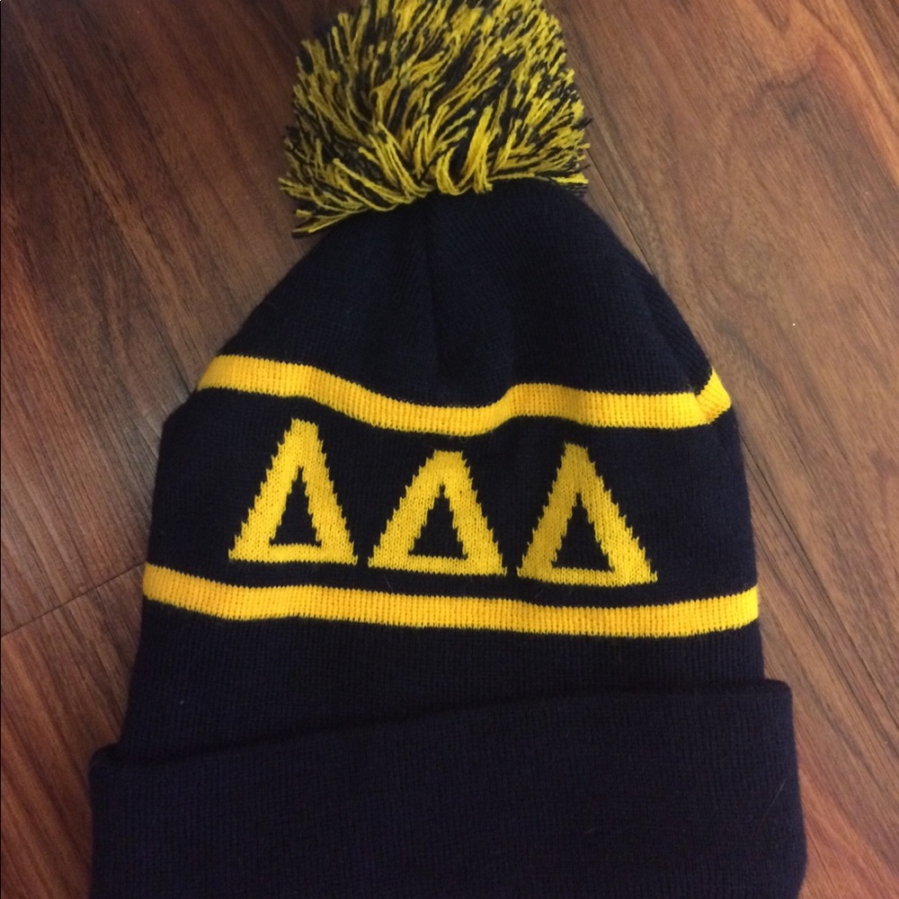 Tri Delta beanie