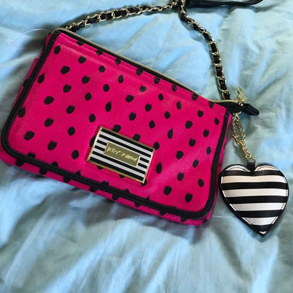 💗  Betsey Johnson  💗