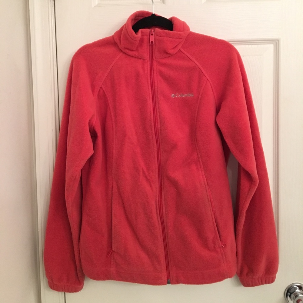 Columbia fleece jacket in GREAT condition