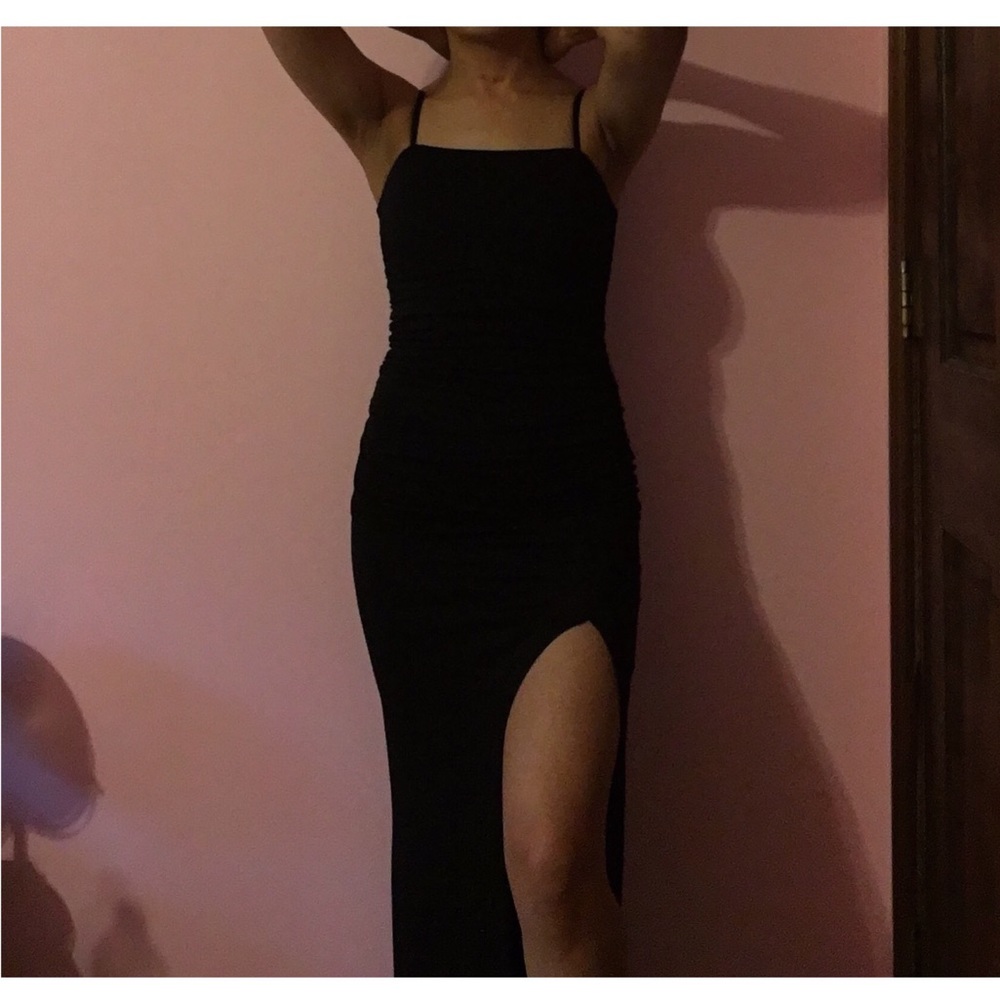 Long black fitted dress
