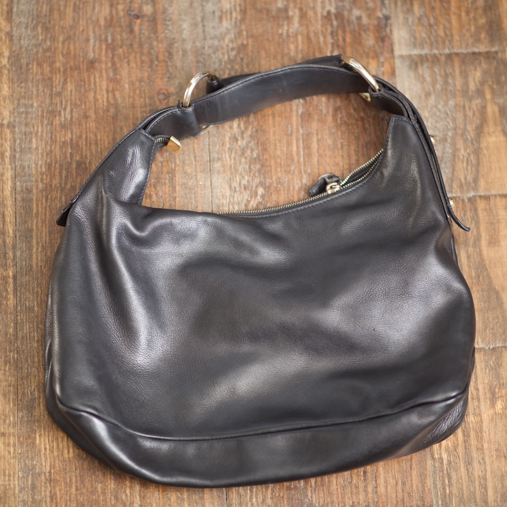 Authentic Gucci horse-bit chain handbag