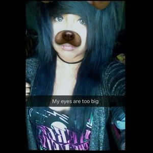 Meet your Posher, Crystal