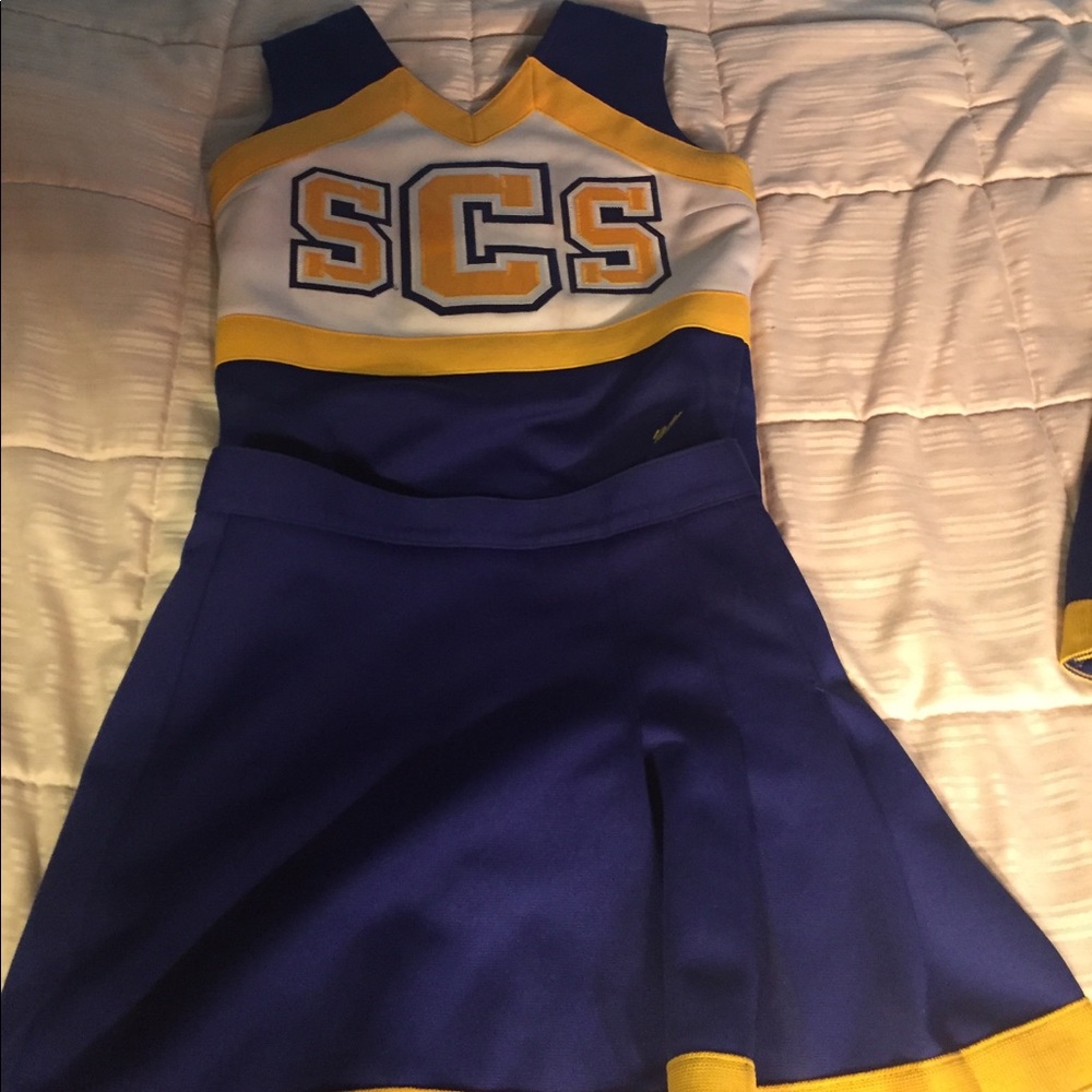 Girls cheer uniform