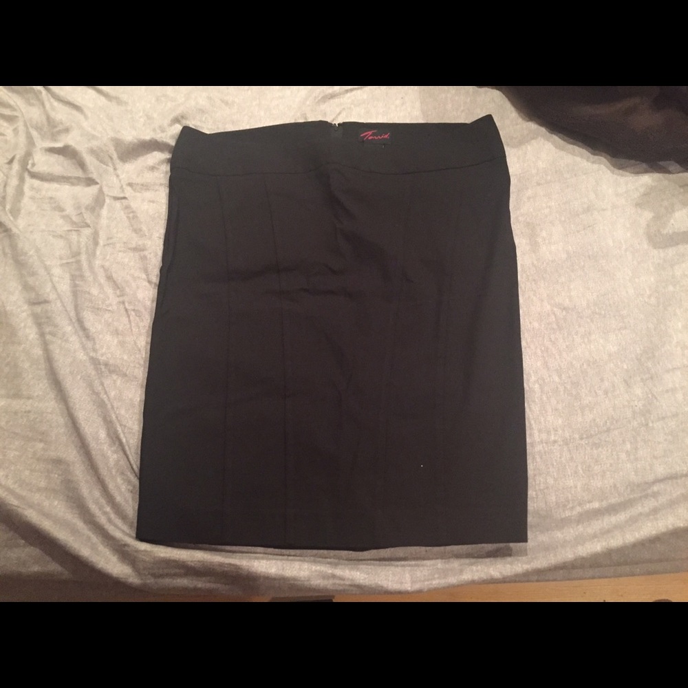 CLEARANCE! Torrid Pencil Skirt Sz 16