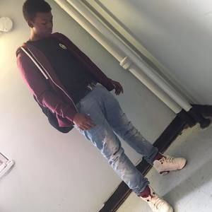 Meet your Posher, Alphaa