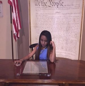 Meet your Posher, Jhamela