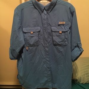 Columbia sportswear blue button down men's shirt