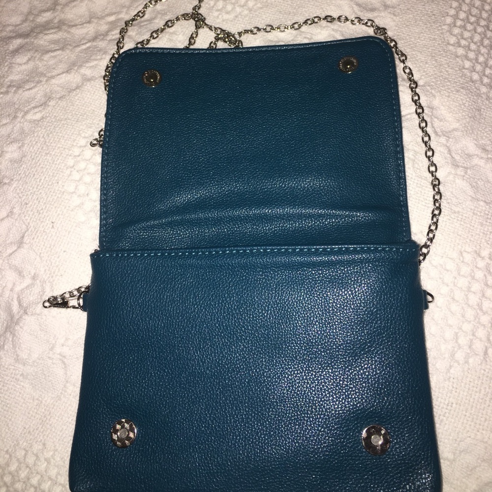 Cross body Rhinestone Purse - Picture 2 of 4