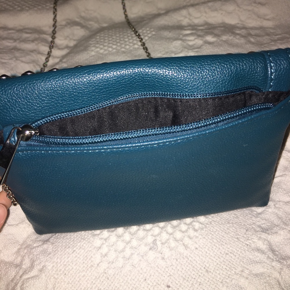 Cross body Rhinestone Purse - Picture 4 of 4