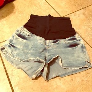 Ombré Maternity Shorts