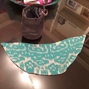 Roarke scarf necklace