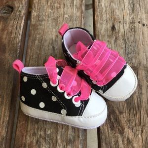 Infant girl shoes