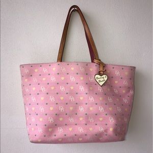 Dooney & Bourke Tote