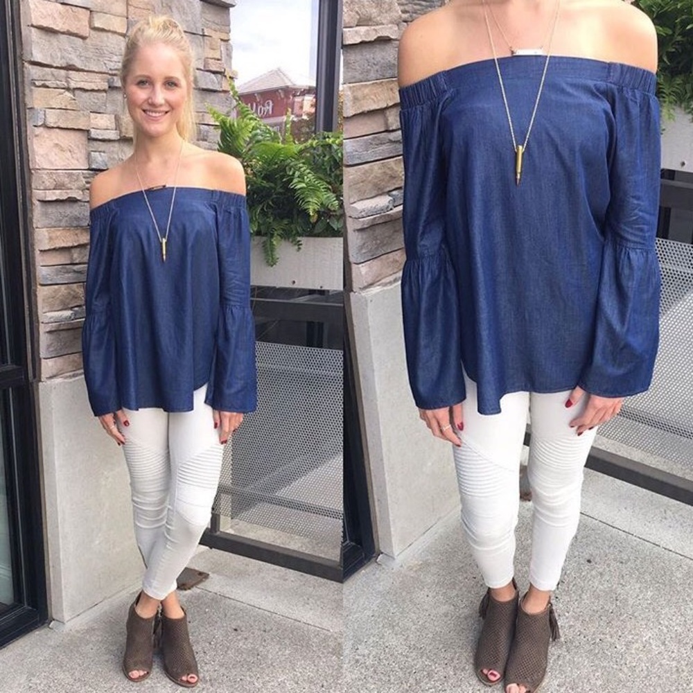 Off the shoulder top🌻