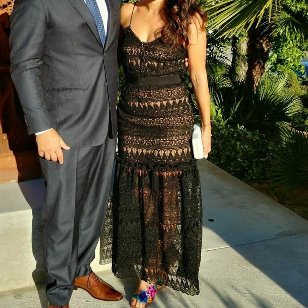 Self-Portrait

Women's Black Full Teardrop Guipere