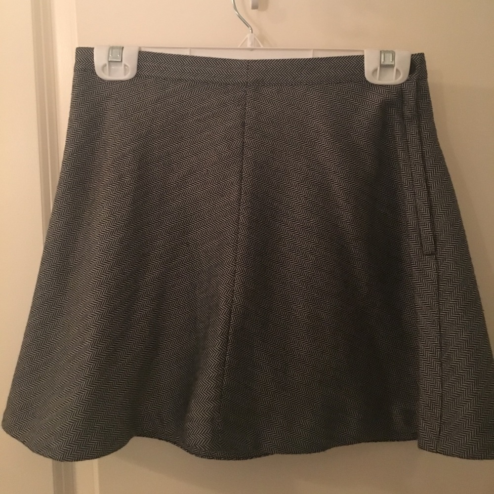 Black & Gray Patterned Skater Skirt