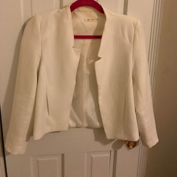 Sis Sis white blazer - Picture 1 of 2