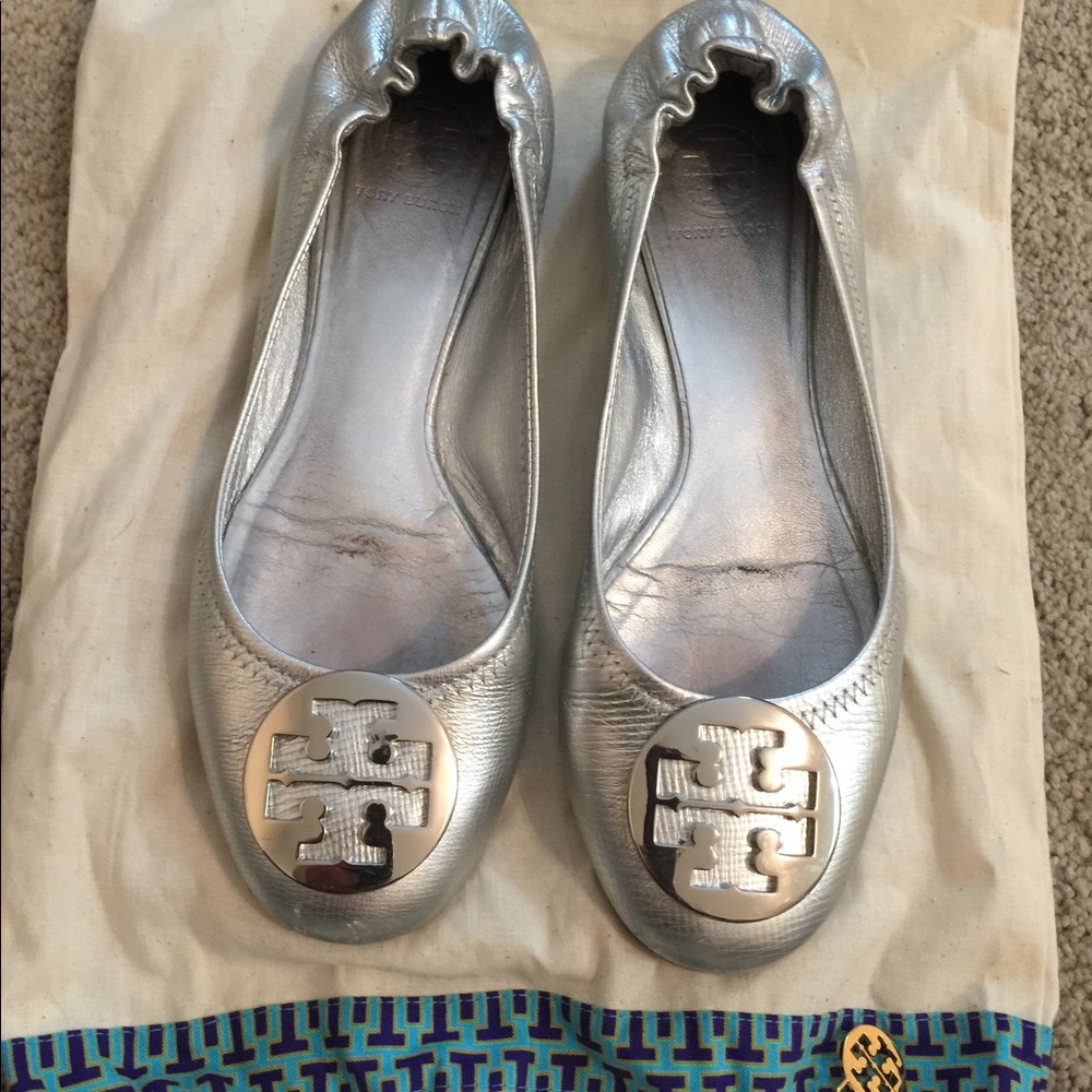 Tory Burch - Size 10 Silver Flats!
