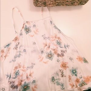 Kendall & Kylie Loose Crop Floral Tank