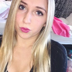 Meet your Posher, Jillian