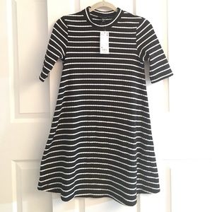 Uniqlo striped mock turtleneck high neck dress