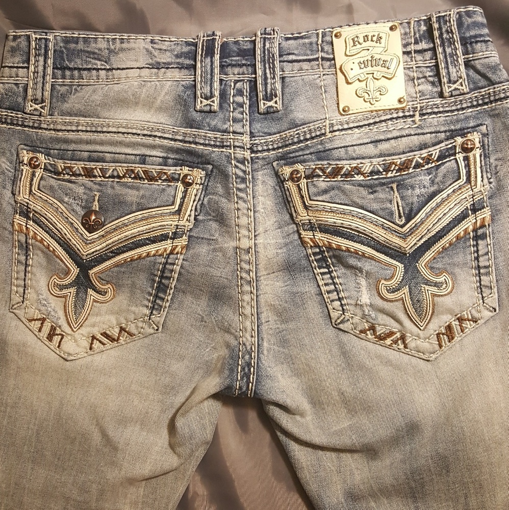 Rock Revival "Remedy" Sz. 33 Mens "Straight" Cut