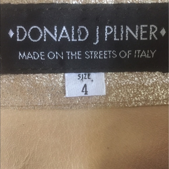 Light Tan Leather Skirt with Metallic Gold Finish - Picture 7 of 8