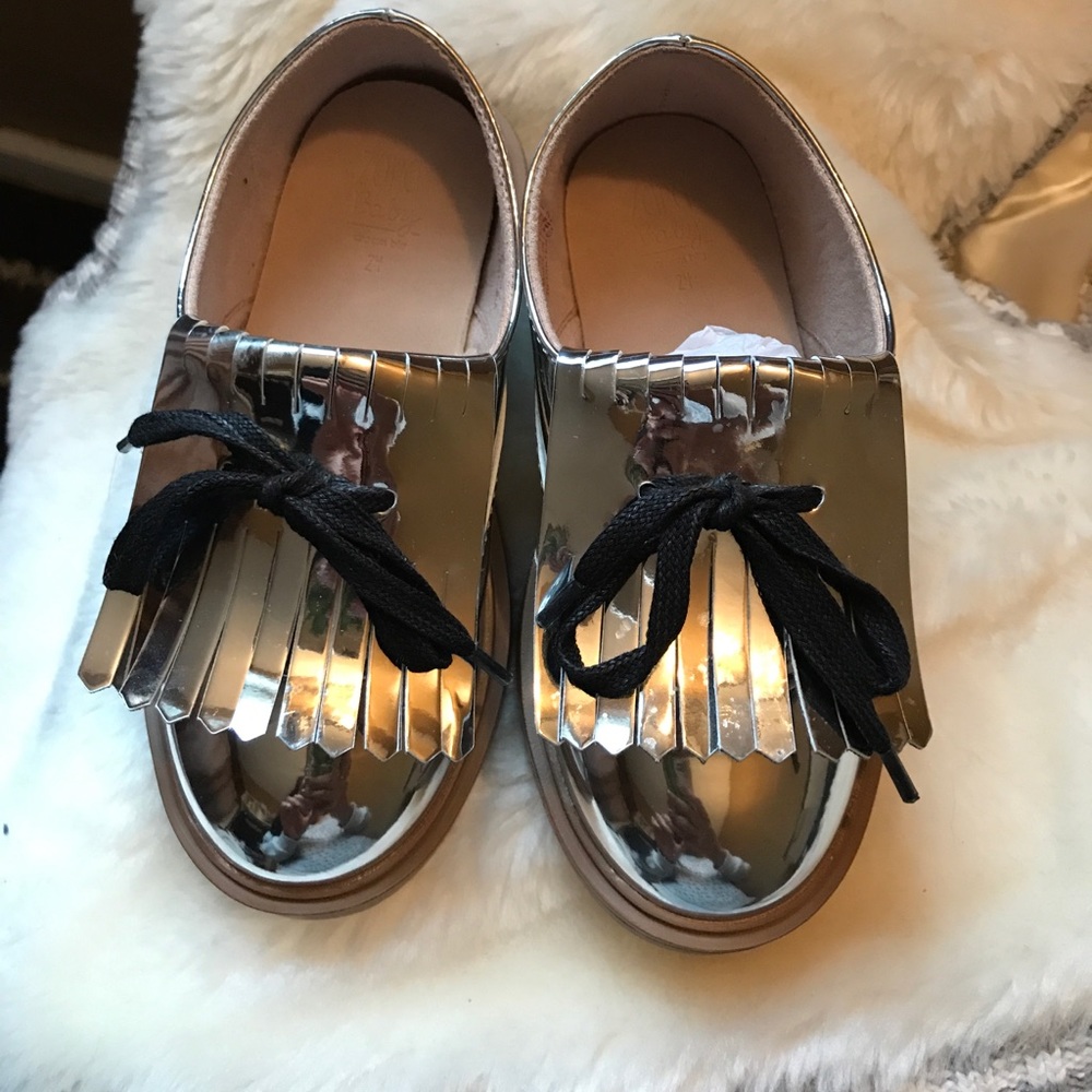 Zara Blucher Espejo