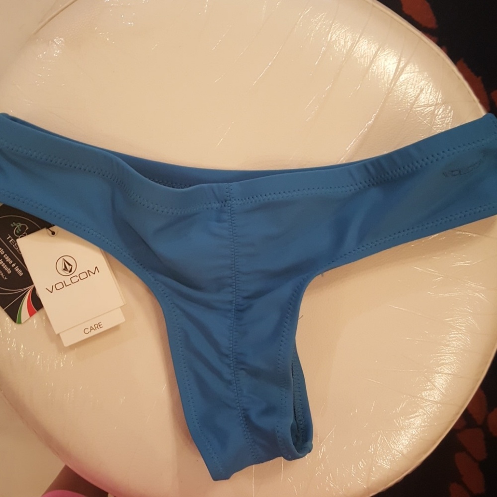 Bnwt volcom bathing suit bottom