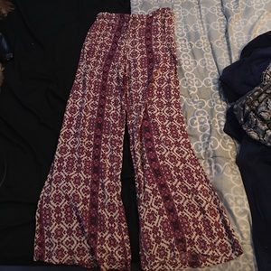 Printed flowy pants