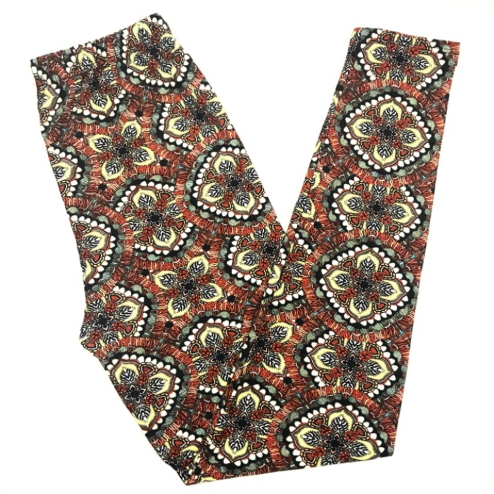Buttery Soft Gorgeous Floral Medallion Leggings OS