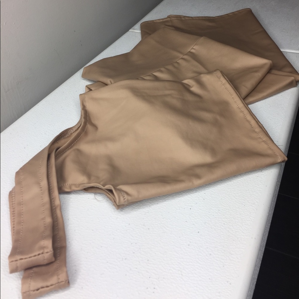 Authentic Bambi 🦌matching cropped top and skirt ✨ - Picture 6 of 7
