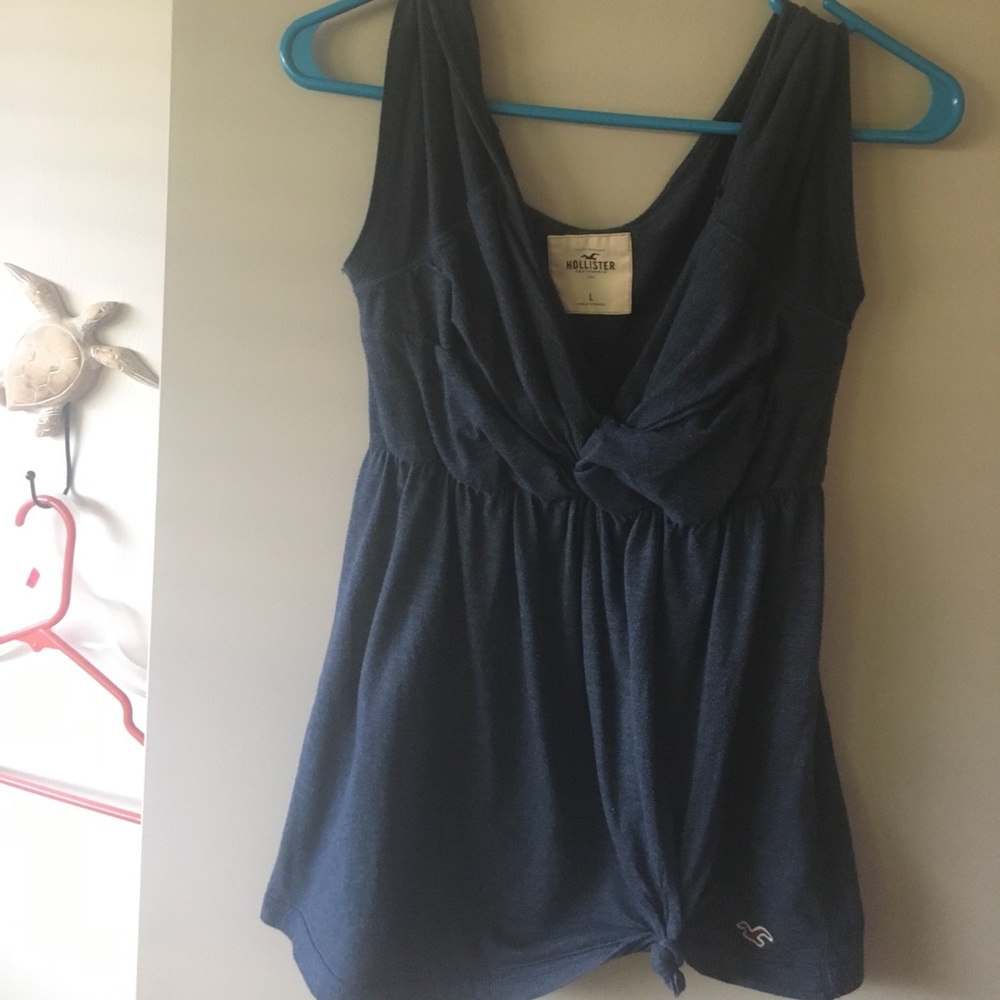 Navy blue Hollister V neck top