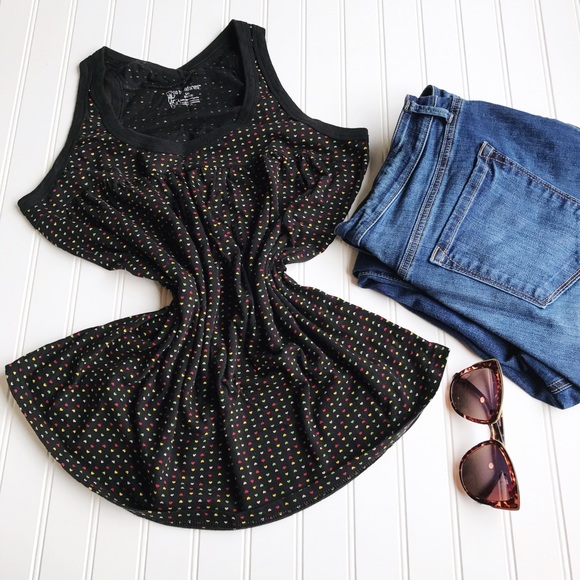 No Boundaries Tops - 🔥No Boundaries Black Rainbow Hearts