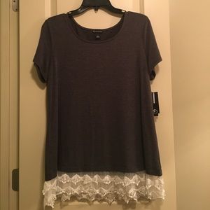 Charcoal tee with lace around the bottom
