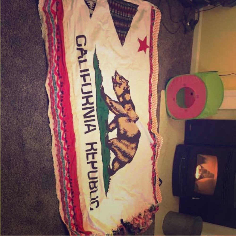 Cali flag tapestry
