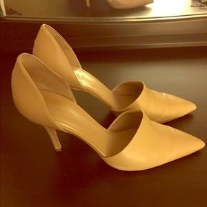 Vince "Claire" Pumps