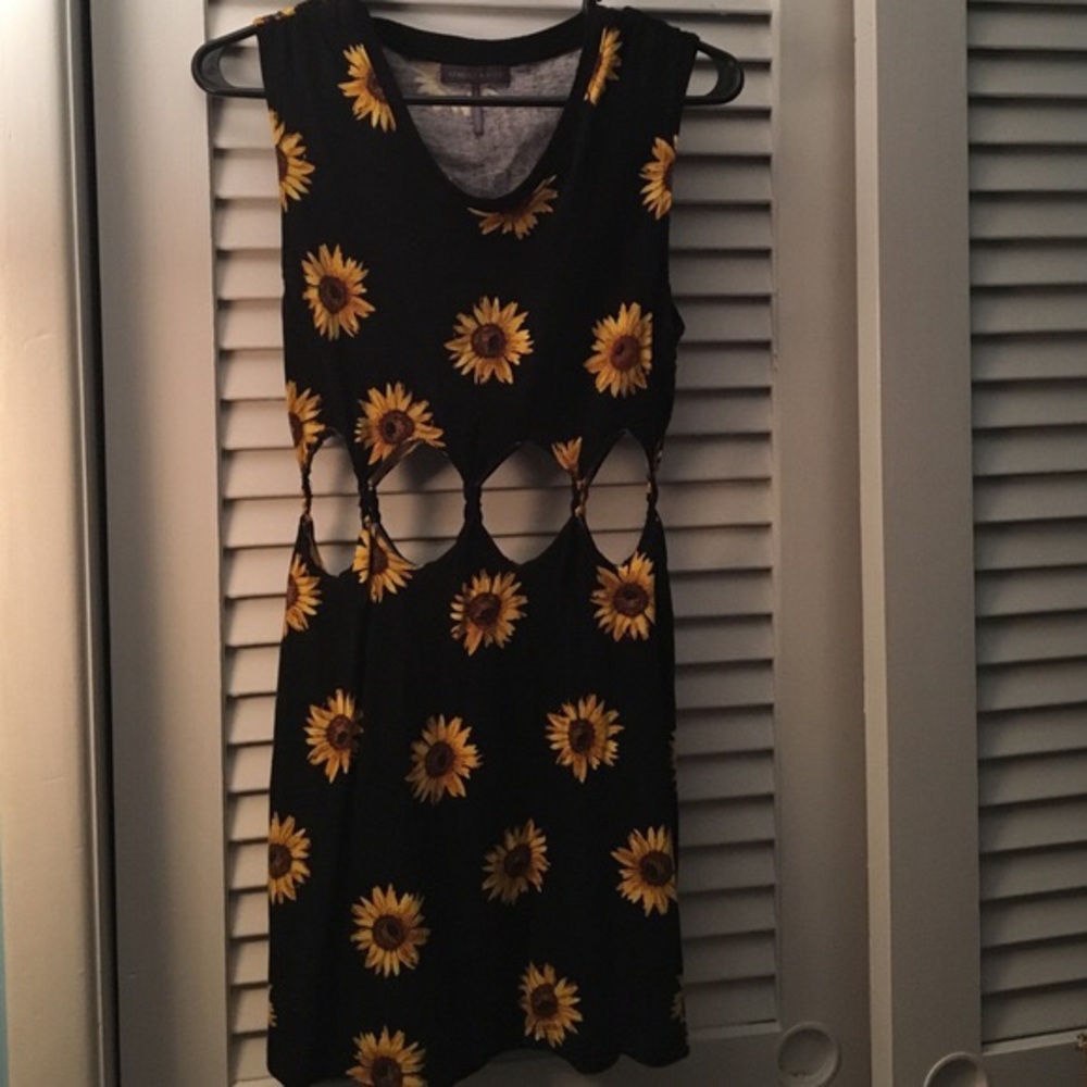 Kendall & Kylie Sunflower Dress