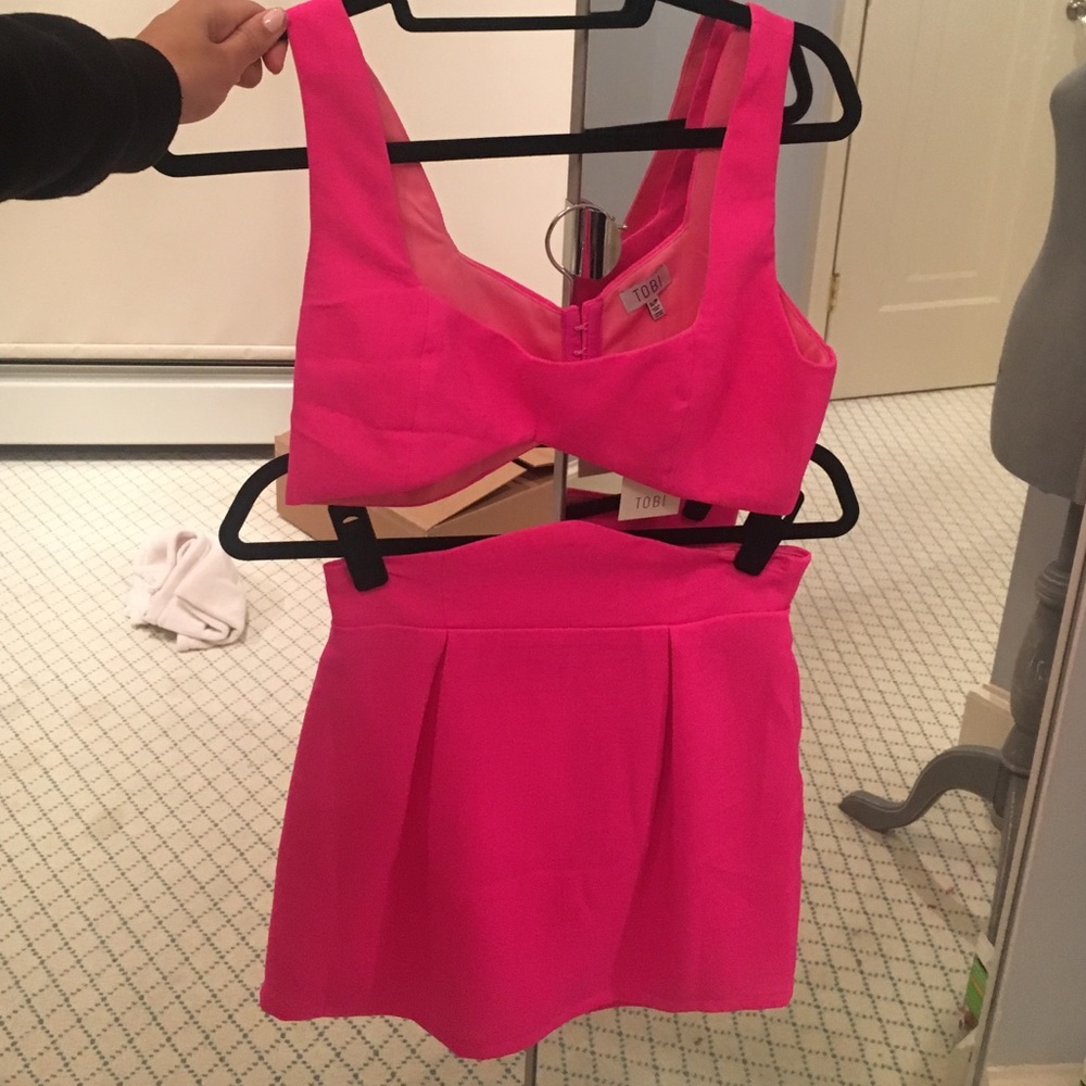 Tobi (unworn) hot pink two piece set