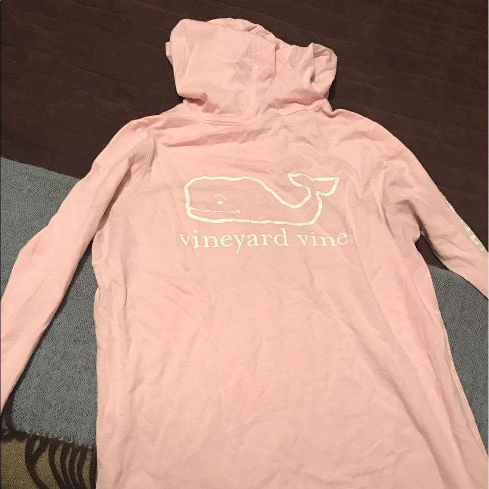 Vineyard vines light pink hoodie