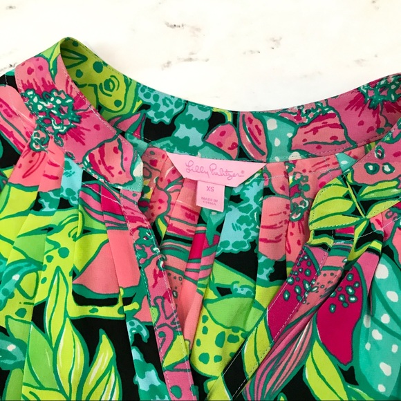 Lilly Pulitzer // Silk Elsa Top Skip on It Frog - Picture 4 of 7