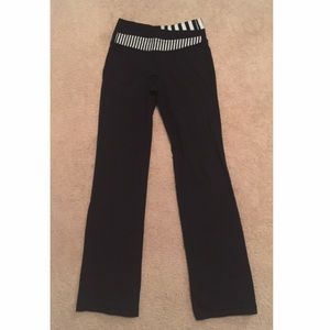 lululemon yoga pants