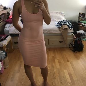 Super cute light pink bodycon dress!!! Wore once