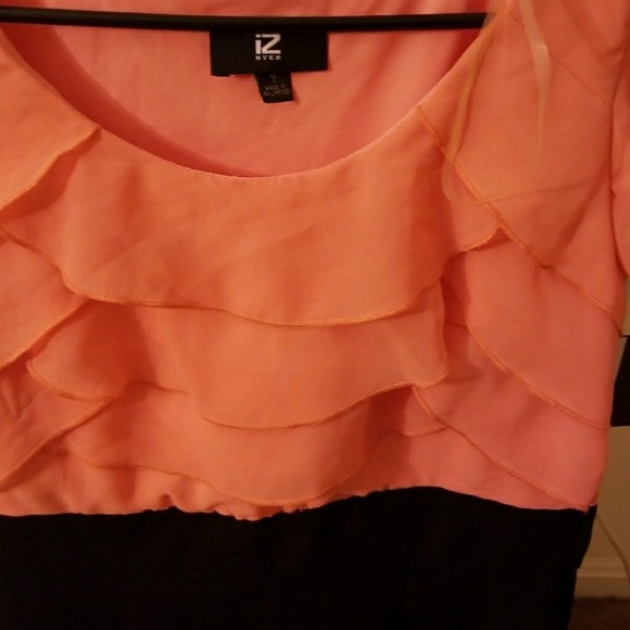 Coral and black mini dress tight fitted. - Picture 2 of 4