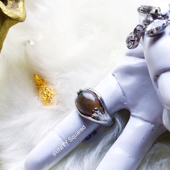 . {JASPER} Silver Victorian claw ring 9 - Picture 1 of 8