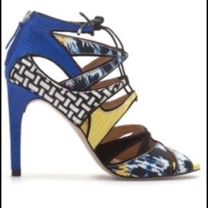 Zara Basics lace-up sandals!