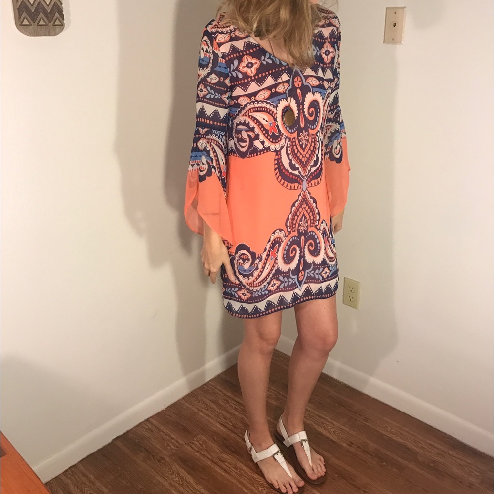 Coral Patterned Dress - Picture 2 of 4