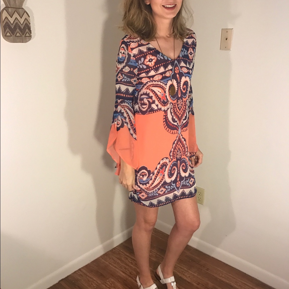 Coral Patterned Dress - Picture 3 of 4